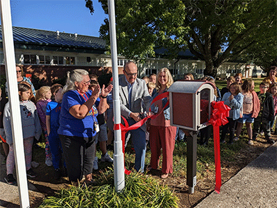 nse ribbon cutting