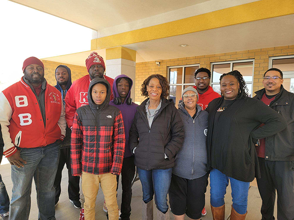 Crew delivering thanksgiving food