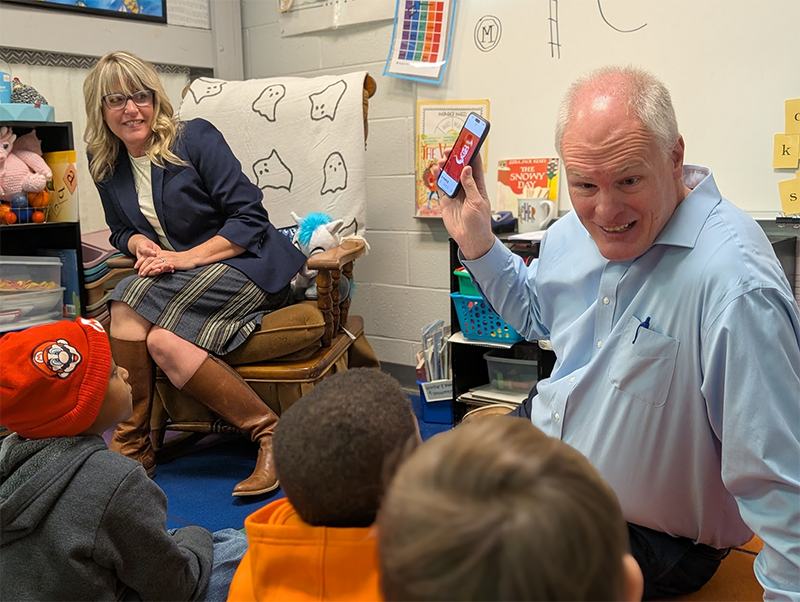 Dr. Langford teaching kindergarten